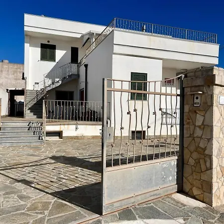 The Front Penthouse 20 M By Salento Prime Marina Di Pescoluse