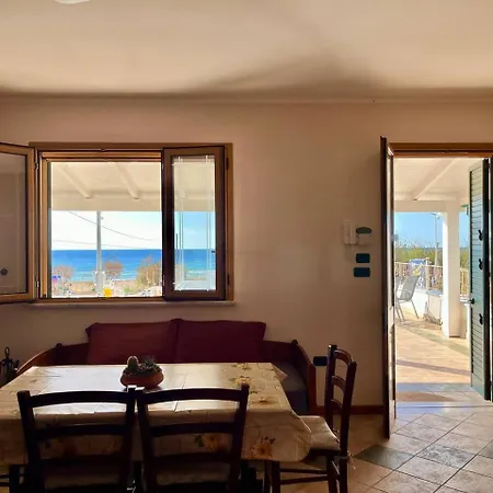 The Front Penthouse 20 M By Salento Prime * Marina Di Pescoluse